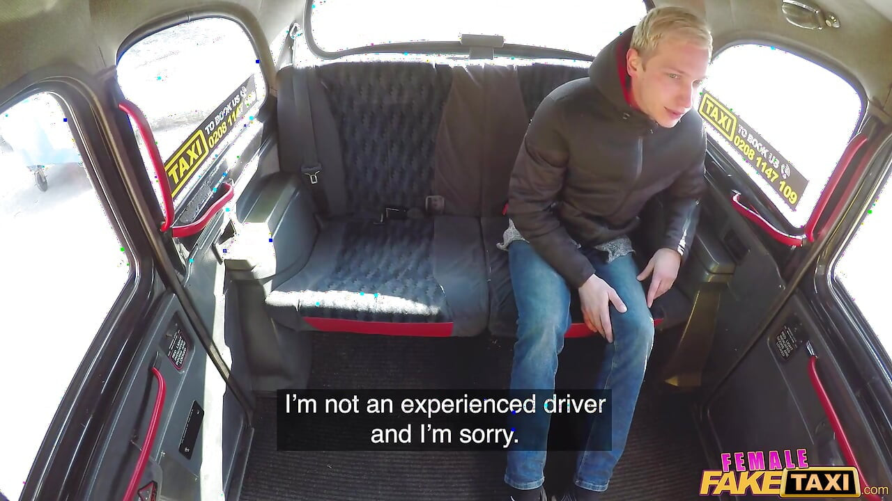 Frau fake Taxi - Therese bizarr reitet großen schwanz für eine kostenlose fahrt