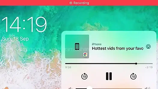 Amcığında gür titreşimlerle saksoya biniyor