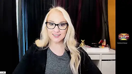 Trikepatrol Interview #70 - Julia Robbie