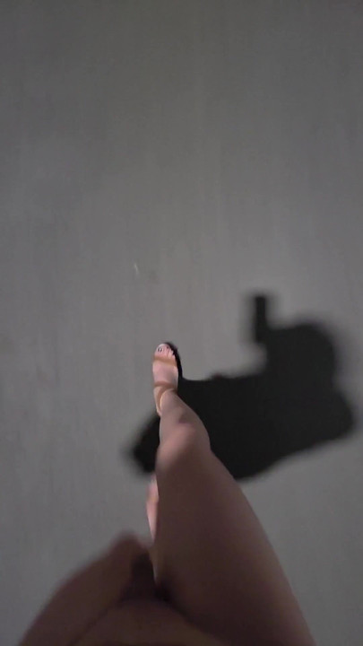 Must-see moment from "Shemale Ting Xuan Office lady pees outdoors"