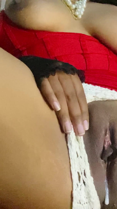 Jaw-dropping moment from "Hot desi college girl pussy fingering"