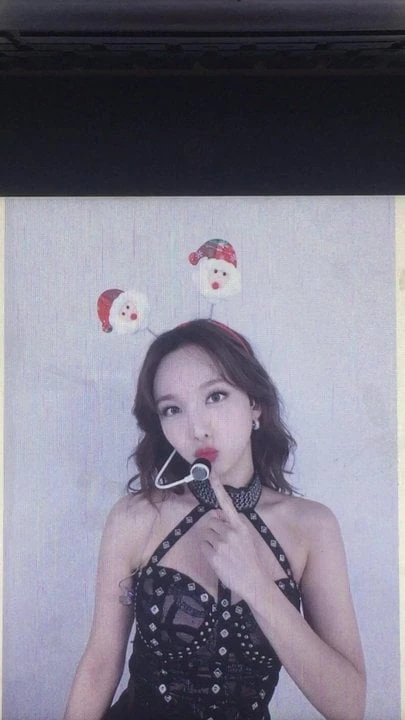 Zweimal Nayeon Sperma-Tribut 4