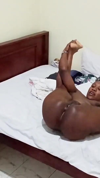 EATING HER FAT PUSSY  AND FUCKING HER HARDER | Clip 1