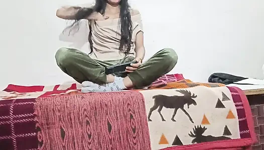 Ek bar Dekho18 years old girl fucking stepfather hindi audio