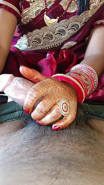 Hendjob di maine apne pati ko aur gadha ras nikali