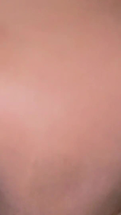 Mi vecina salta sobre mí mientras su novio no está allí. | Clip 3