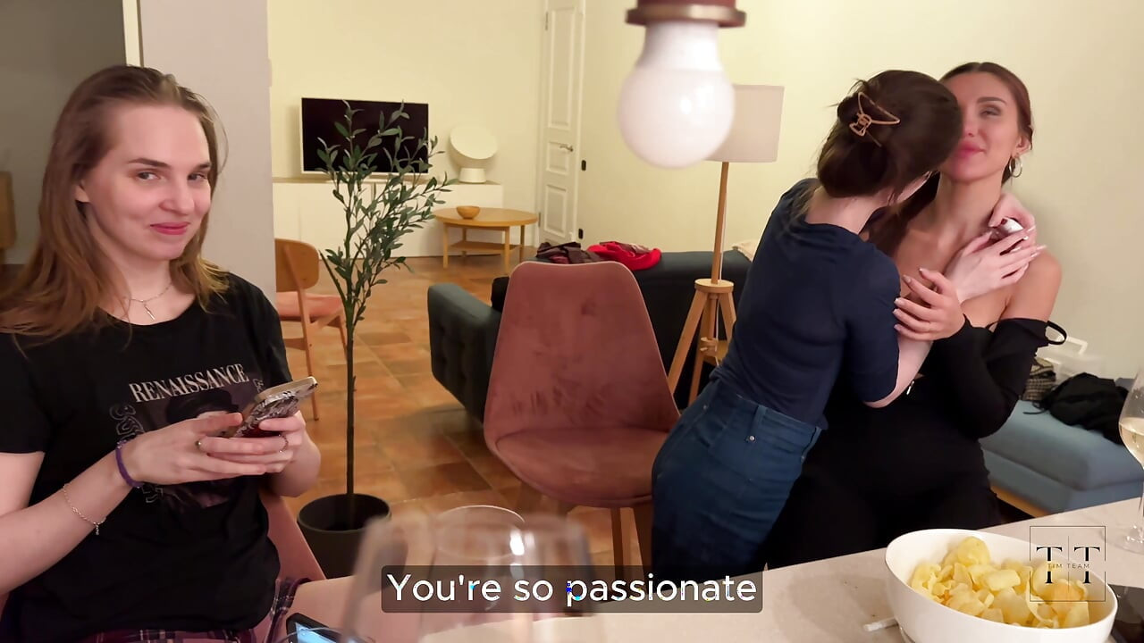 Girls Decided To Have Fun Without Guys! 1 part