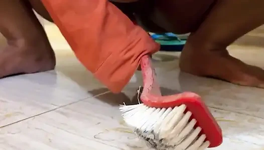 Dicke möpse bBW heißes collagenmädchen anippe toiletten-sex in hostel-badezimmer &pisse unbegrenzt