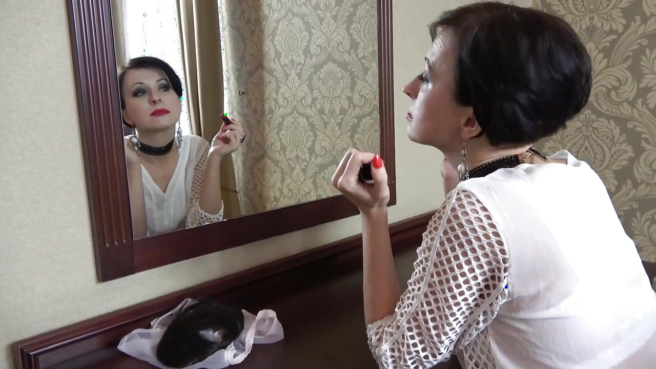 Dildo ke dalam pantat saya