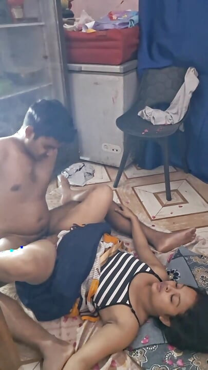 Yeni Evli Çift Seks Desi