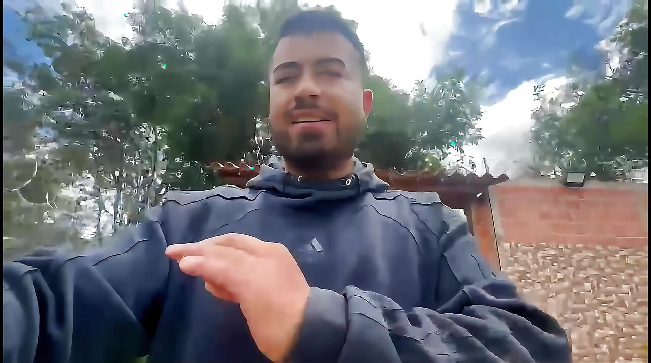 Walk with friends ended up better than I thought, I ended up fucking with the administrator of the arbnb