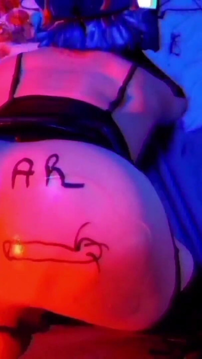 Profundo fisting sarahlope fisted por sua esposa | Clipe 1