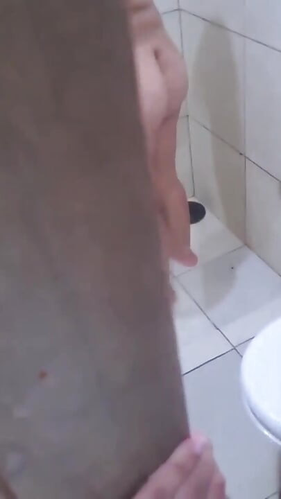 Osjeća se usamljeno kad ode na posao