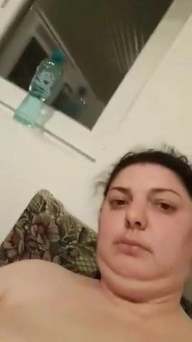 Vaginul ei umed