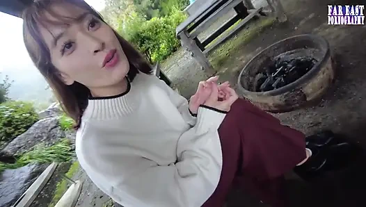 İtaatkar bir evli kadınla açık gökyüzünün altında derin sıcaklığın tadını çıkartan zarif martı gecesi 1/3