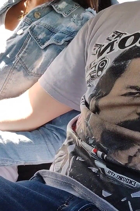 กูช่วยตัวเองแฟนสาวใน Uber