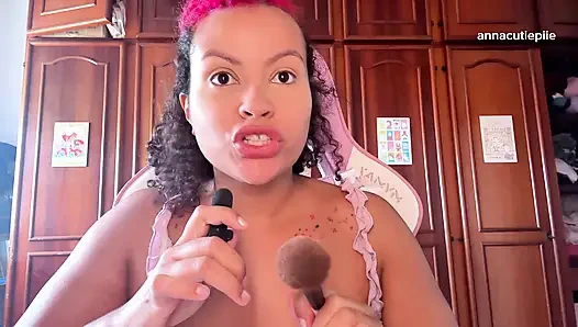 Osurma ve geğirme anlarıyla ilgili s Annacutiepiie'yi tanıyıyor