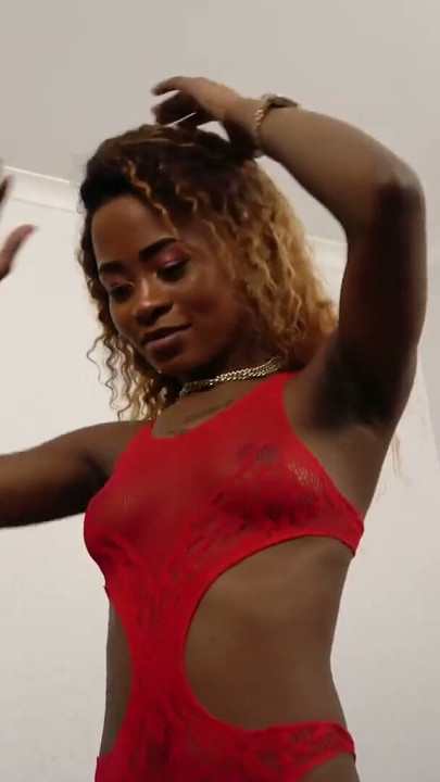 Søppel svart hårete fitte MILF BWC hardcore casting – african casting | Klipp 1