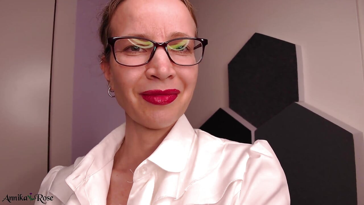 Findom! Bạn trả tiền!