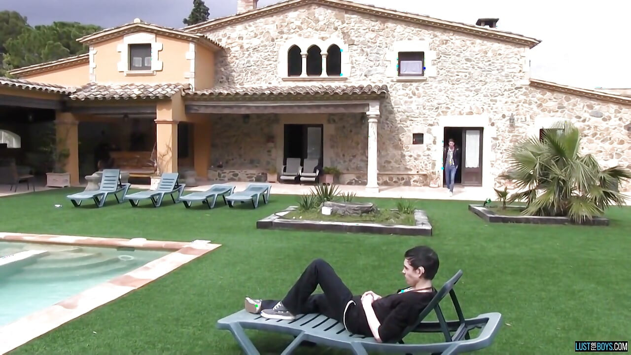 Holiday Boys seks yapıyor