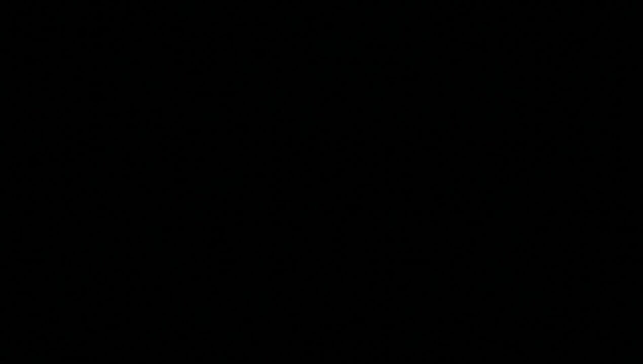 熟女蕩婦深喉肉棒後被壓在身下猛幹