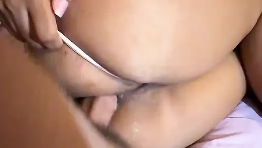 Putri tiri slutty saya berusia 18 tahun dan suka anal