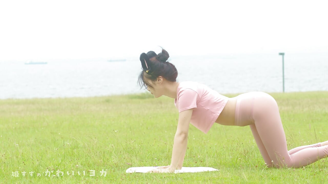 تجميعة ثونغ ليقنز شفافة، KAWAII YOGA