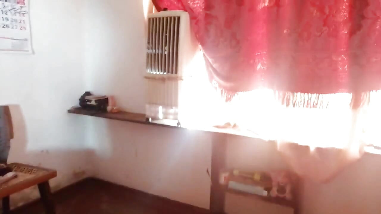 I Showed House Maid a Sex Video and Her Pussy Was Wet