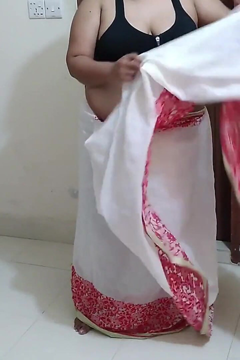 Un chico folló a una chica india en un sueño - parte 2