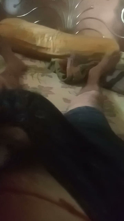 Hi I am Bengali boy Kolkata koi ladki hai mere sath sex karna chahte ho my profile What sApp