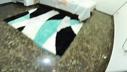 Aku terus mendengar seseorang di balkon mengejutkanit adalah wanita wonder wanita kulit hitam seksi memberinya pantat imut tur kondoku - jhodez1