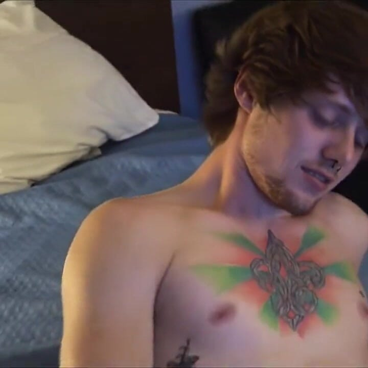 Skyler blev låst inde i en tatoveringsbutik i løbet af en weekend engang....