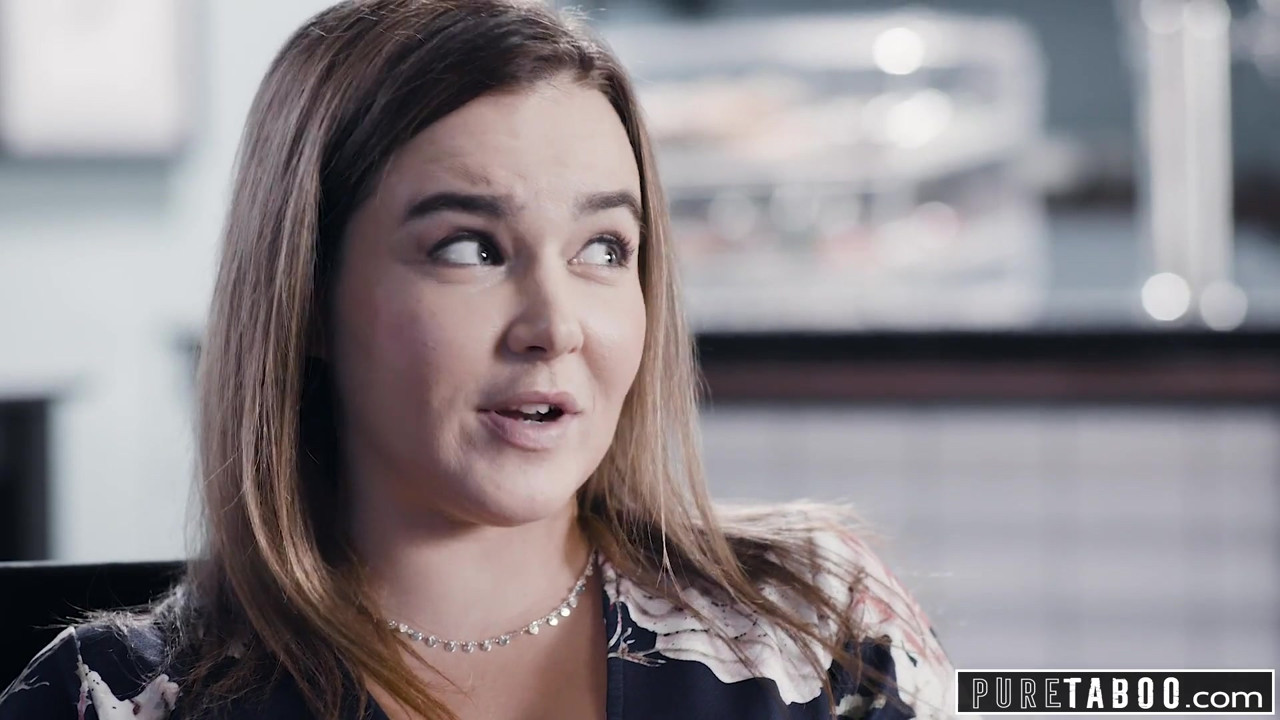 ナターシャ・ナイスは変態カップルにタグ付けさせる