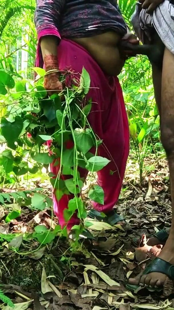 Must-share moment from "Jungle sex with uncle&#039;s new wife,and clear audio."