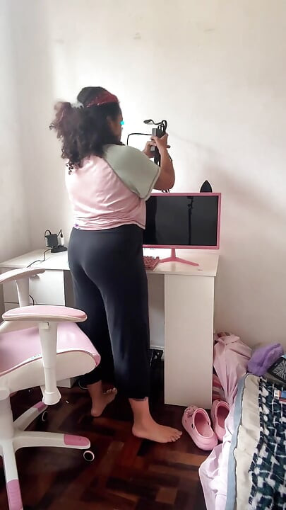 Vlog Moving to a New House Unpacking Accidental Farts