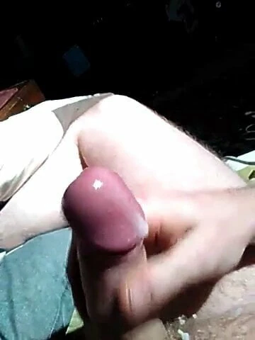 Uncut cumshot
