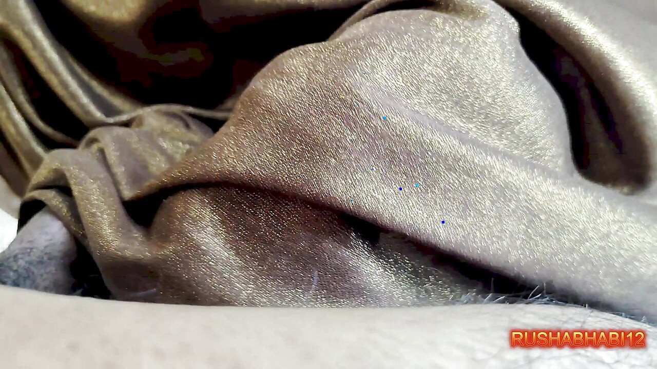 Bhai kept screaming and my stepbrother kept fucking my friend Hindi Audio, MMS, Xvideos, XXX, Blue film