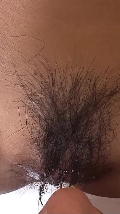 Kötelező pillanat az "Aranyos japán szűz tini cenzúrázatlan POV defloration szexen"