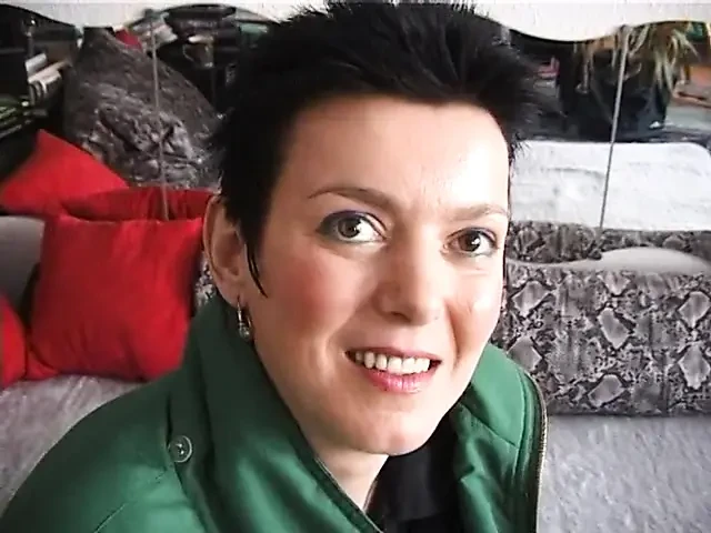 Busty amateur MILF slut sucks small dick