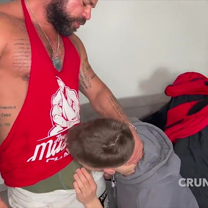 Baptiste Hermes โดนเย็ดดิบโดย Delta Kobrz