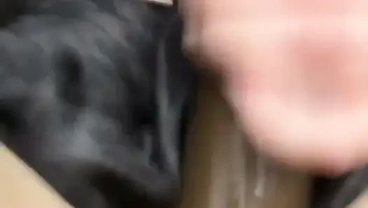 Orta yaşlı seksi kadın bisikletçi grup oyunuyla sikiş arkadaşını aldatıyor