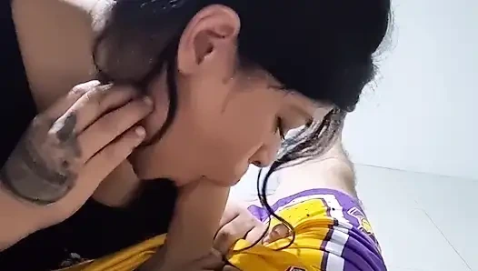 Venezuelalı oral seks