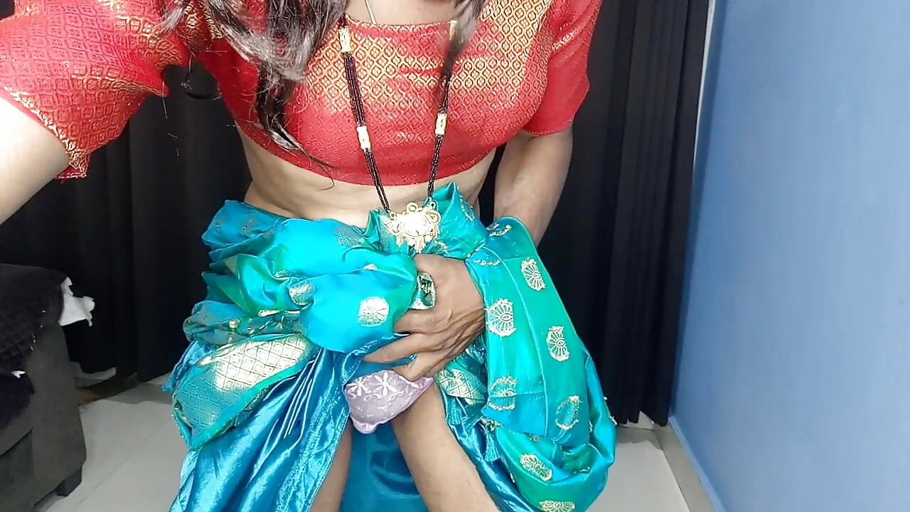 เมียบ้านอินเดียถอดสาหรีเซ็กซี่ออก