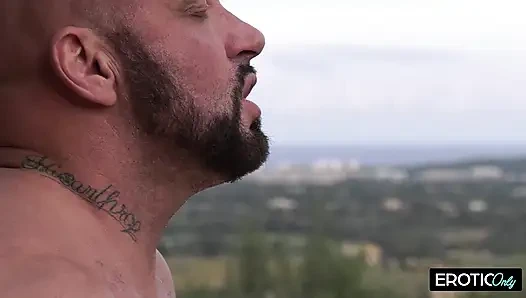 Sie Ist Schon Etwas Besonderes Und Nur Er Darf Sie Nackt Sehen