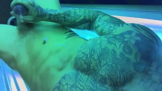 Tanning Bed Cum