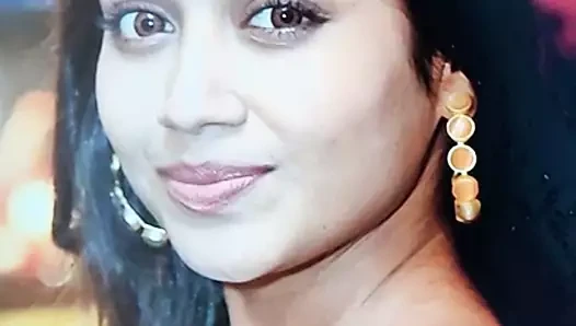 Nivetha puthitaj horoz sürtme