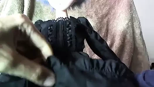 Libidoll göbek sikişi