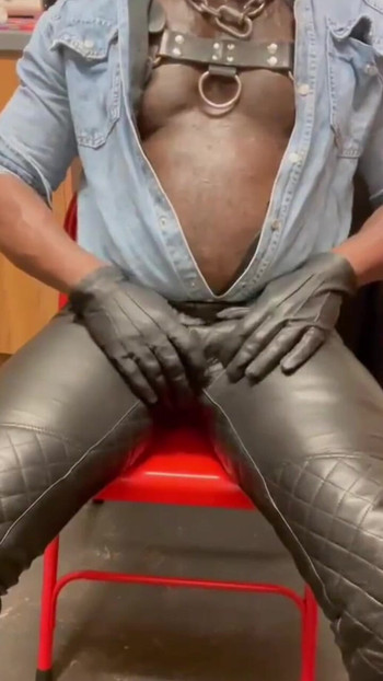 Tight Leather Jeans Cock Rub & Subsequent Bate