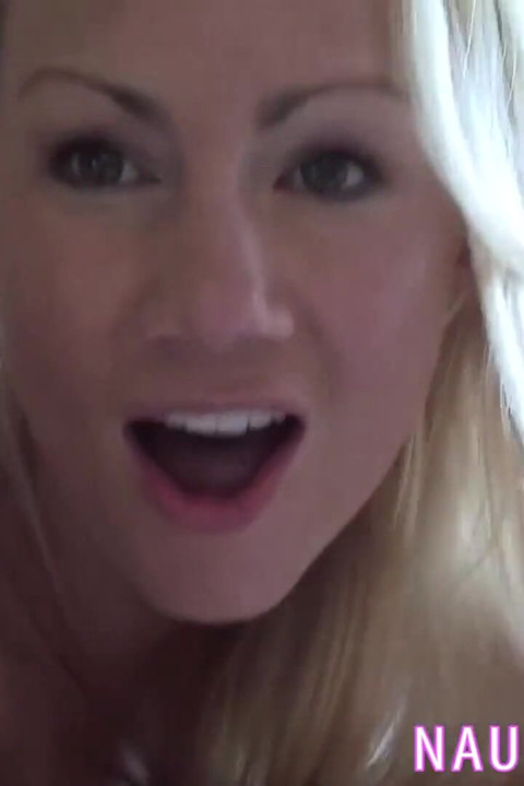 Hot Wife on Vacation Takes a Huge Facial After Fucking