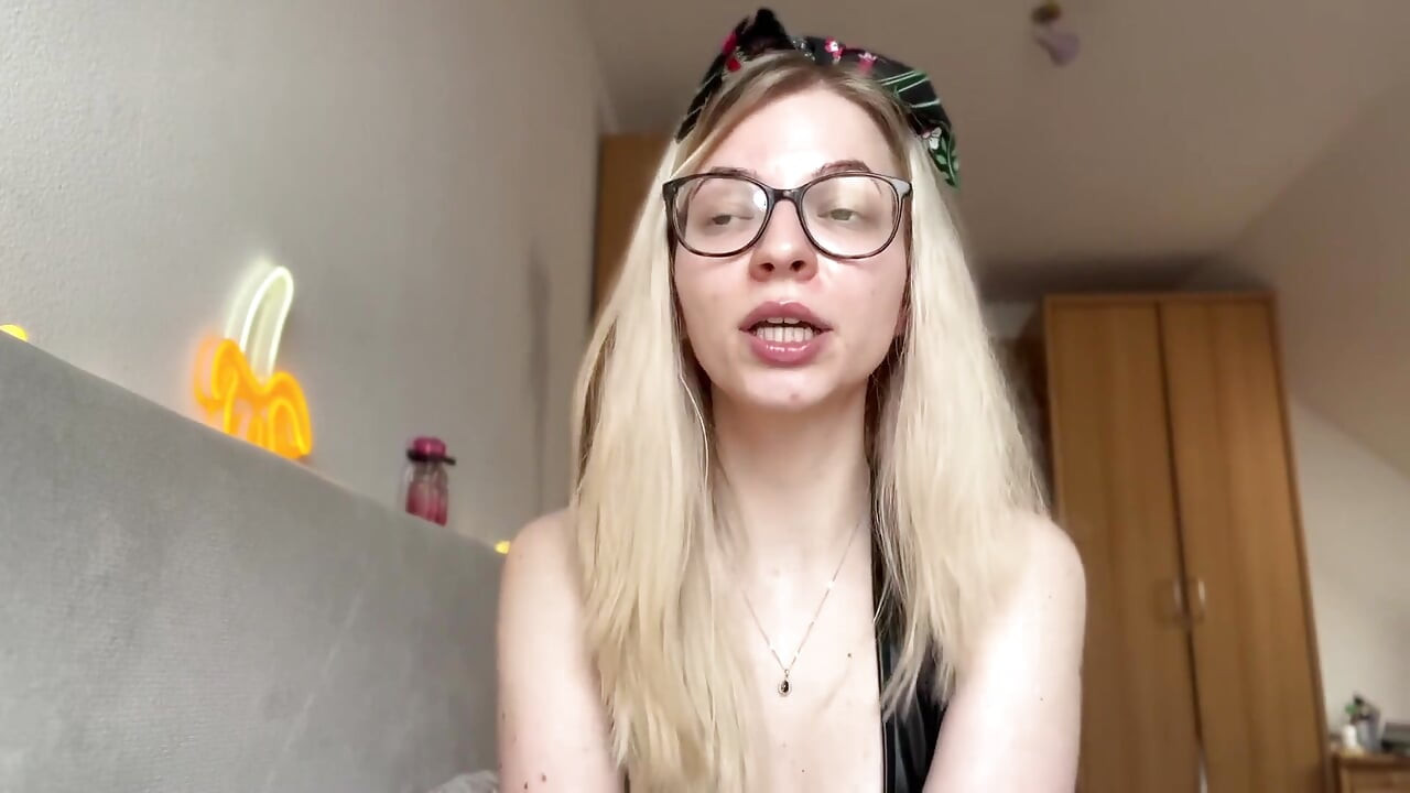 Cum să-l trateze ca un obiect - Femdom